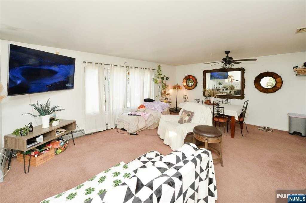 23 Kinzley St - Photo 3 of 16