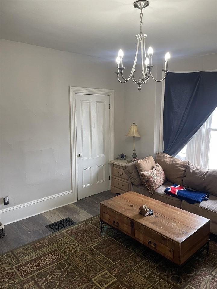 26 6th St - Photo 5 of 15