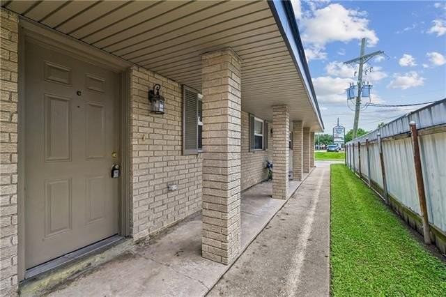 2602 Chalona Dr #C - Photo 3 of 16