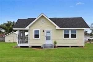 featured image of 407 Fir St