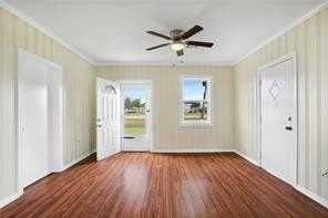 407 Fir St - Photo 6 of 17