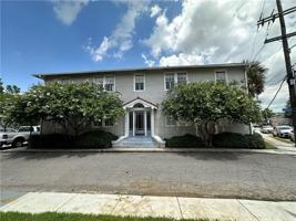 featured image of 902 Stewart Ct