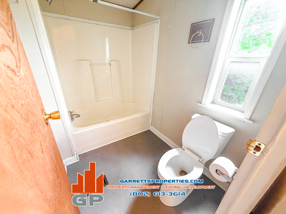 193 Browns River Rd #1 - Photo 4 of 11