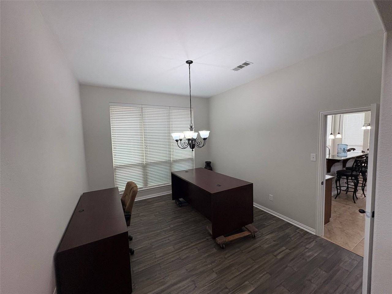 1006 Knoxbridge Rd - Photo 4 of 38