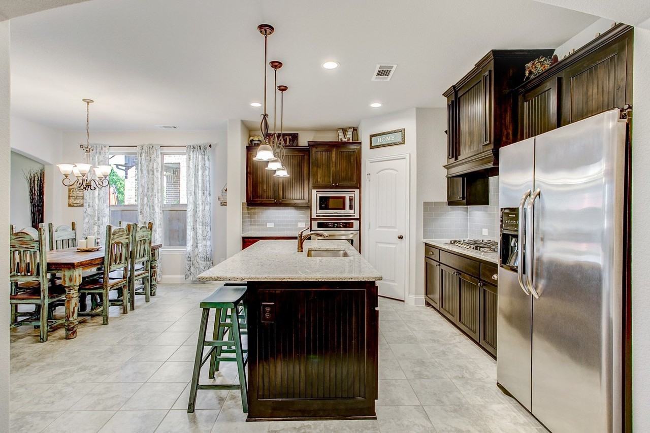 2715 Sky Ridge Rd - Photo 6 of 21