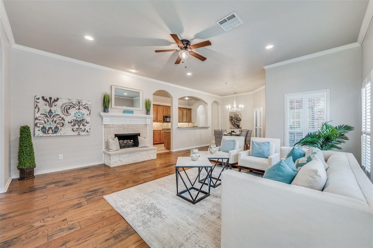 1305 Snowberry Dr - Photo 4 of 25