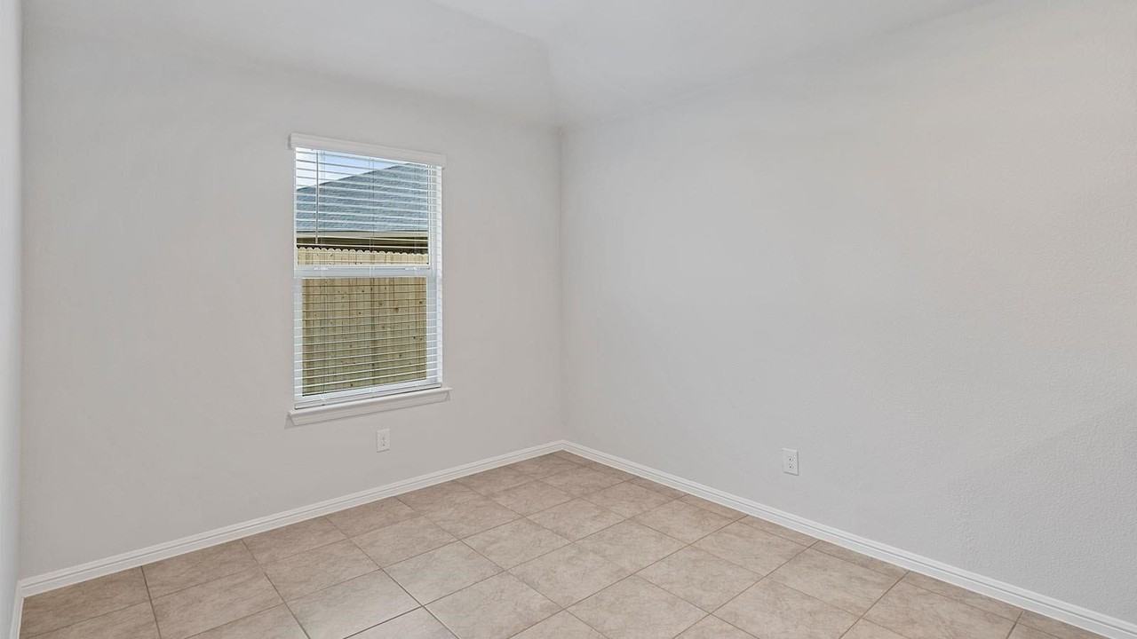 333 Beekeeper Dr - Photo 6 of 20