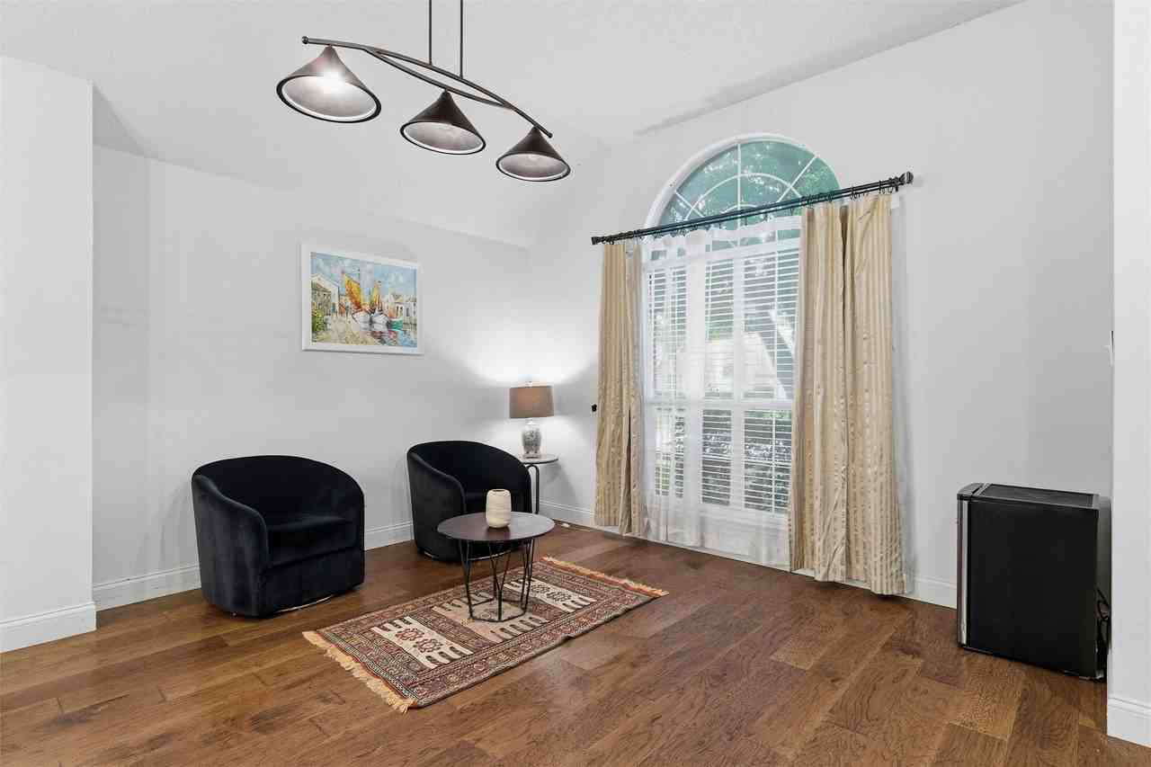 9612 Sean Dr - Photo 7 of 35