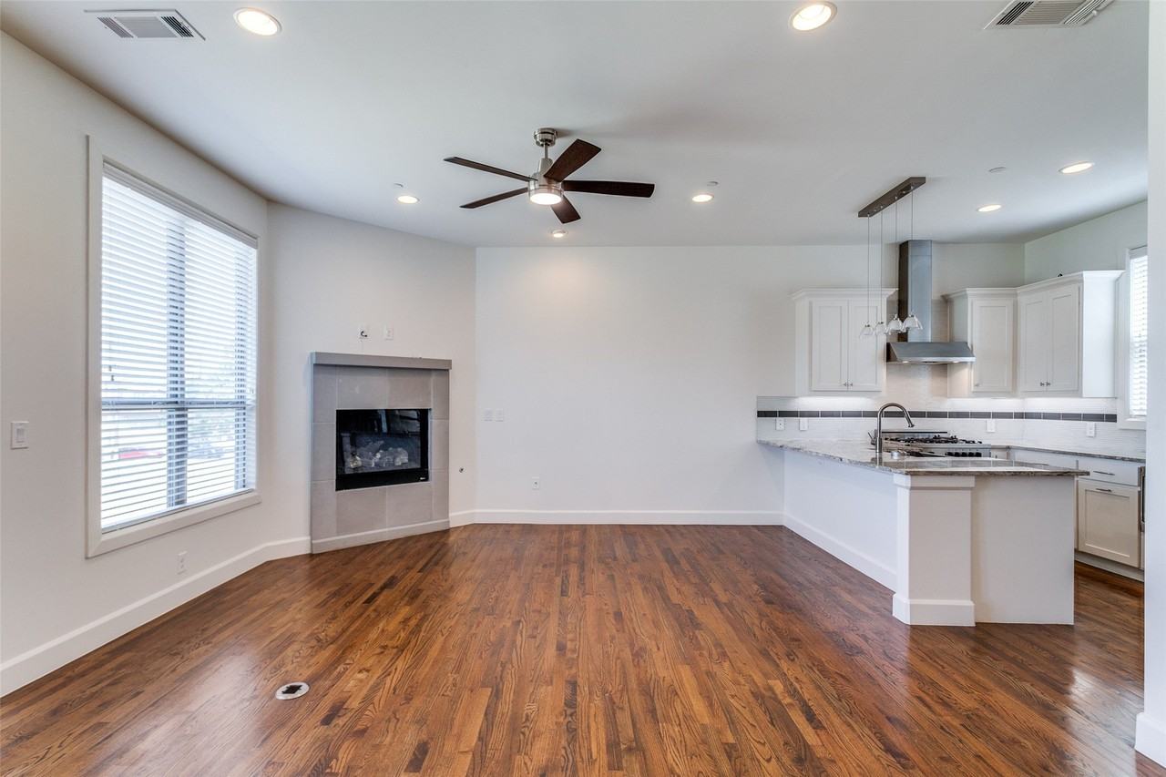 4514 Abbott Ave #4 - Photo 3 of 12