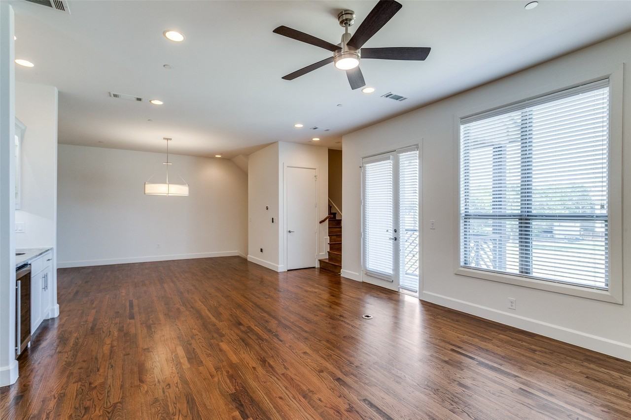 4514 Abbott Ave #4 - Photo 4 of 12
