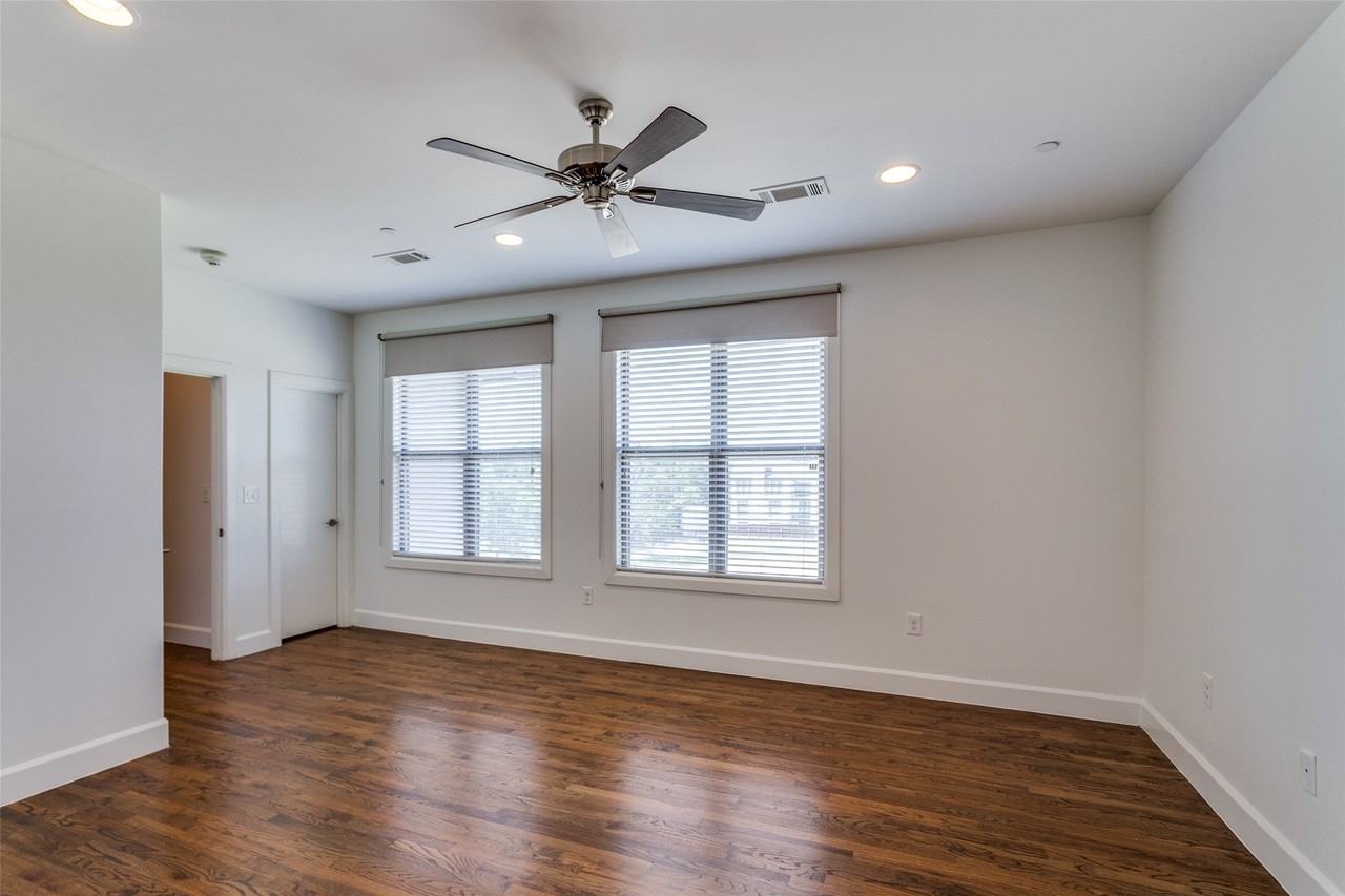 4514 Abbott Ave #4 - Photo 7 of 12