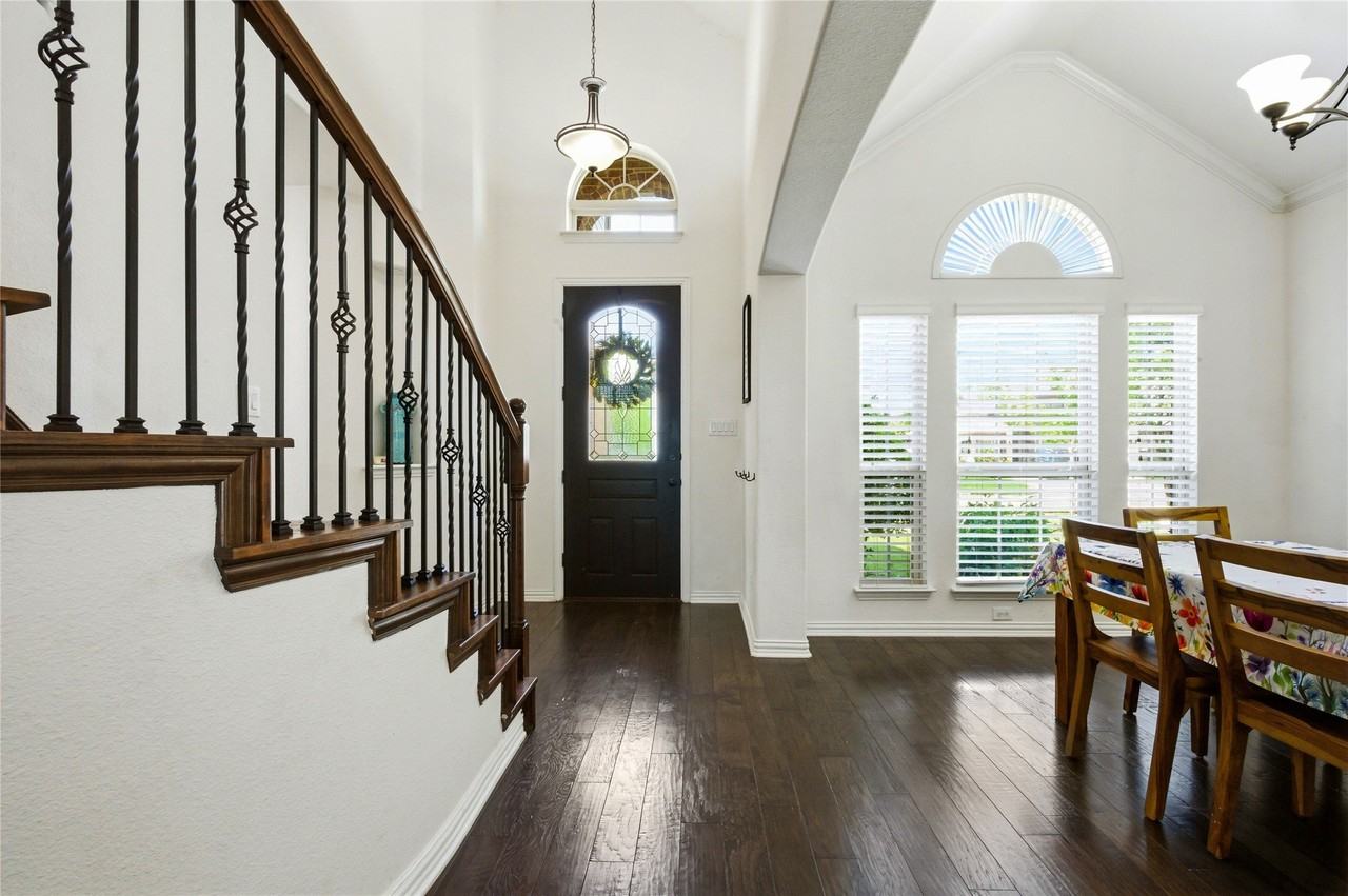 12017 Beckton St - Photo 4 of 31