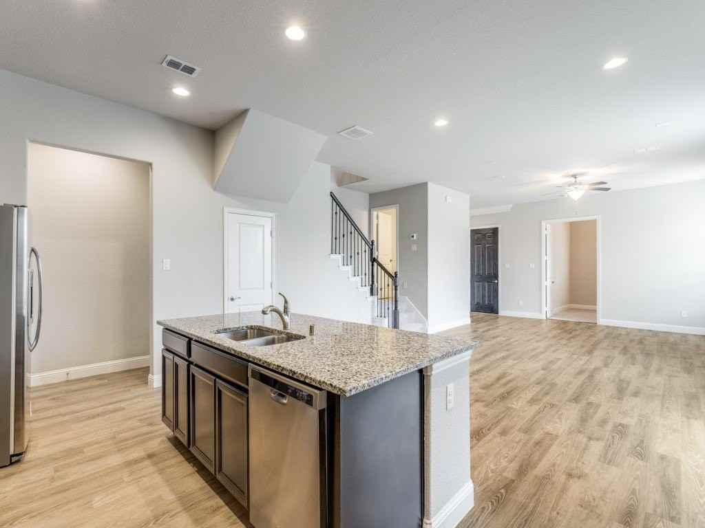 603 Ansley Way - Photo 7 of 23