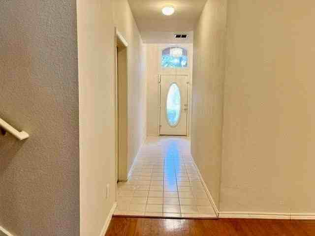 629 Bella Vista Dr - Photo 2 of 16