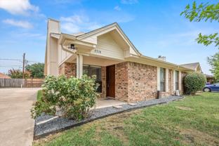 5718 Cancun Dr - Photo 1 of 1