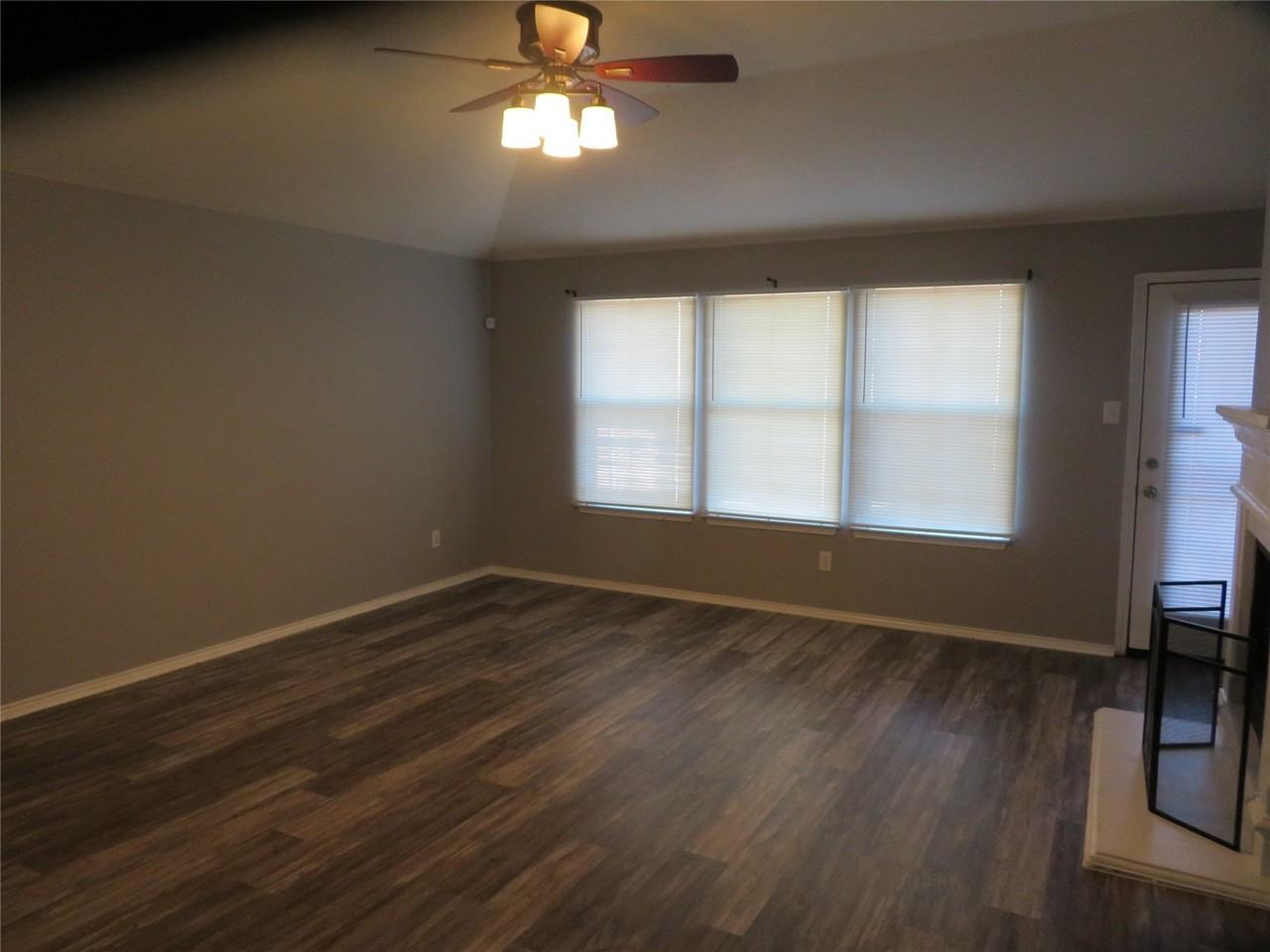 1861 Serena Dr - Photo 5 of 12