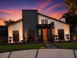 featured image of 939 N Buckner Blvd
