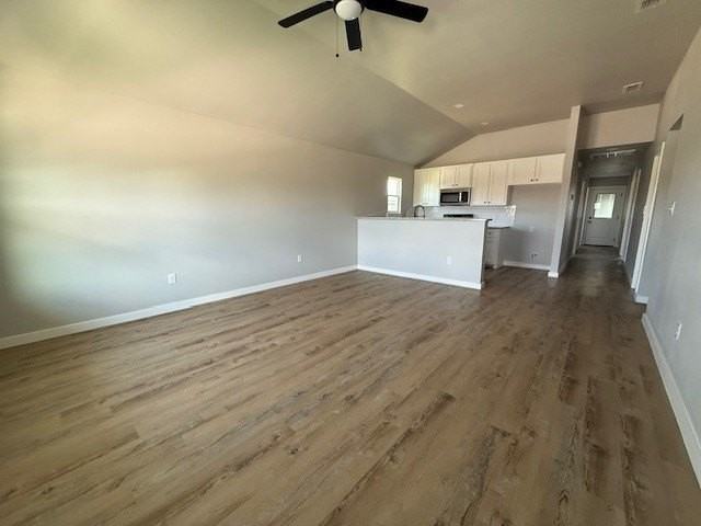 958 Minda St - Photo 4 of 16