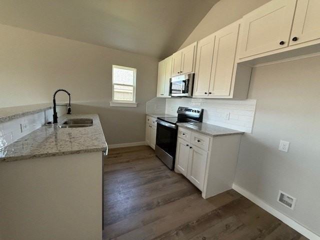 958 Minda St - Photo 5 of 16