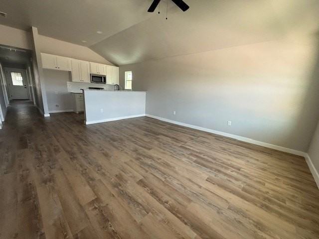 970 Minda St - Photo 4 of 16