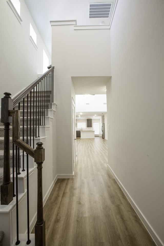 514 Weller Rd - Photo 4 of 39
