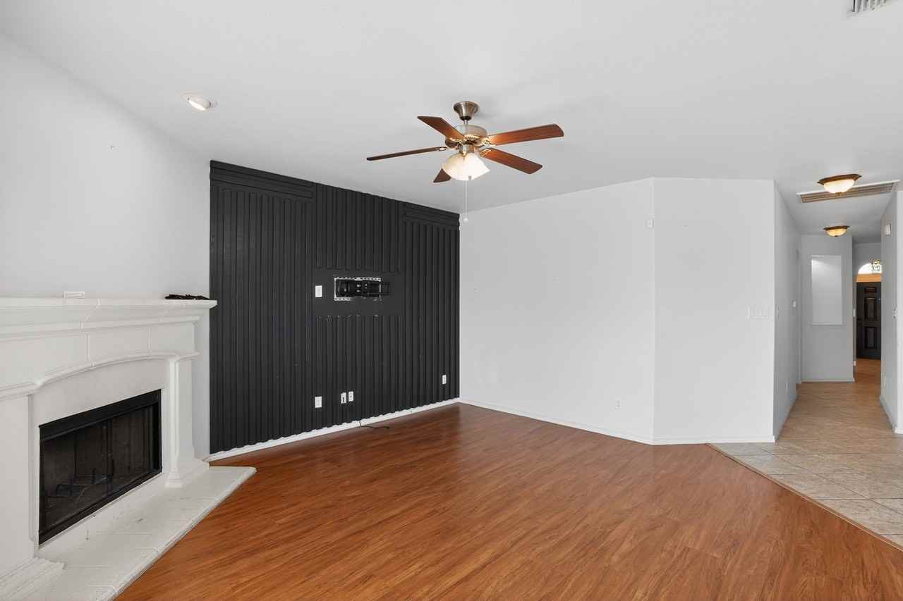 13060 Palancar Dr - Photo 6 of 31