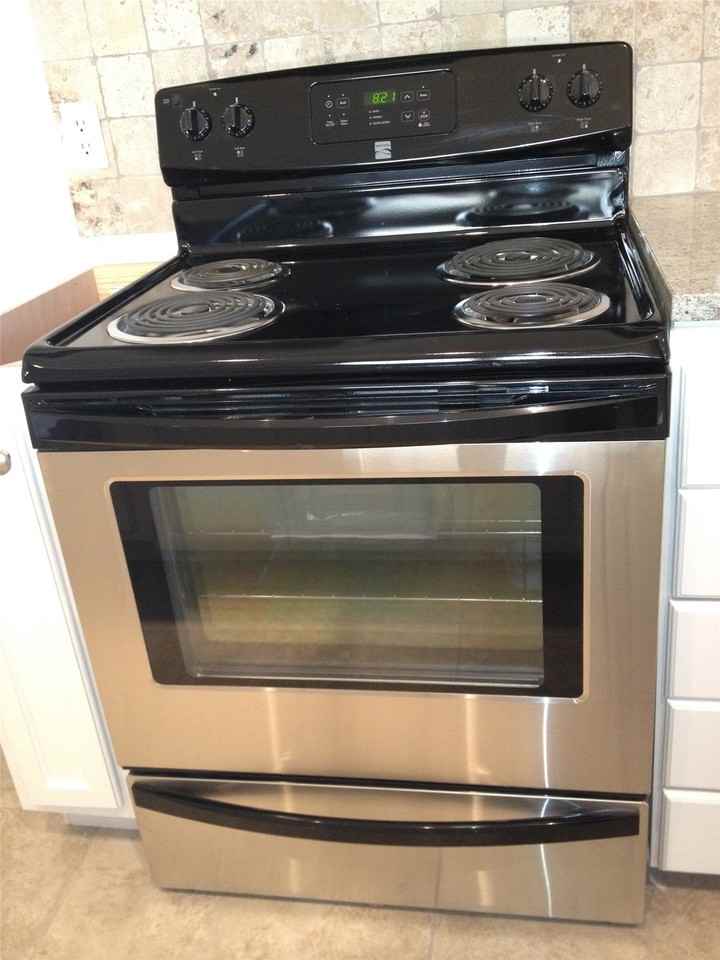 3505 Hanover Ln - Photo 3 of 12