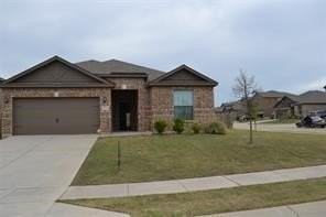 1911 Lilac Dr - Photo 3 of 16