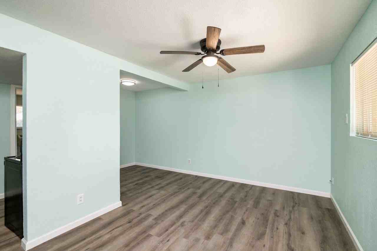811 S Mesquite St #02 - Photo 7 of 8