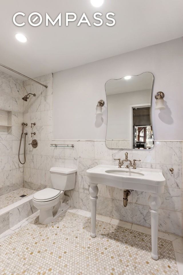 131 W 28th St #2A - Photo 6 of 7