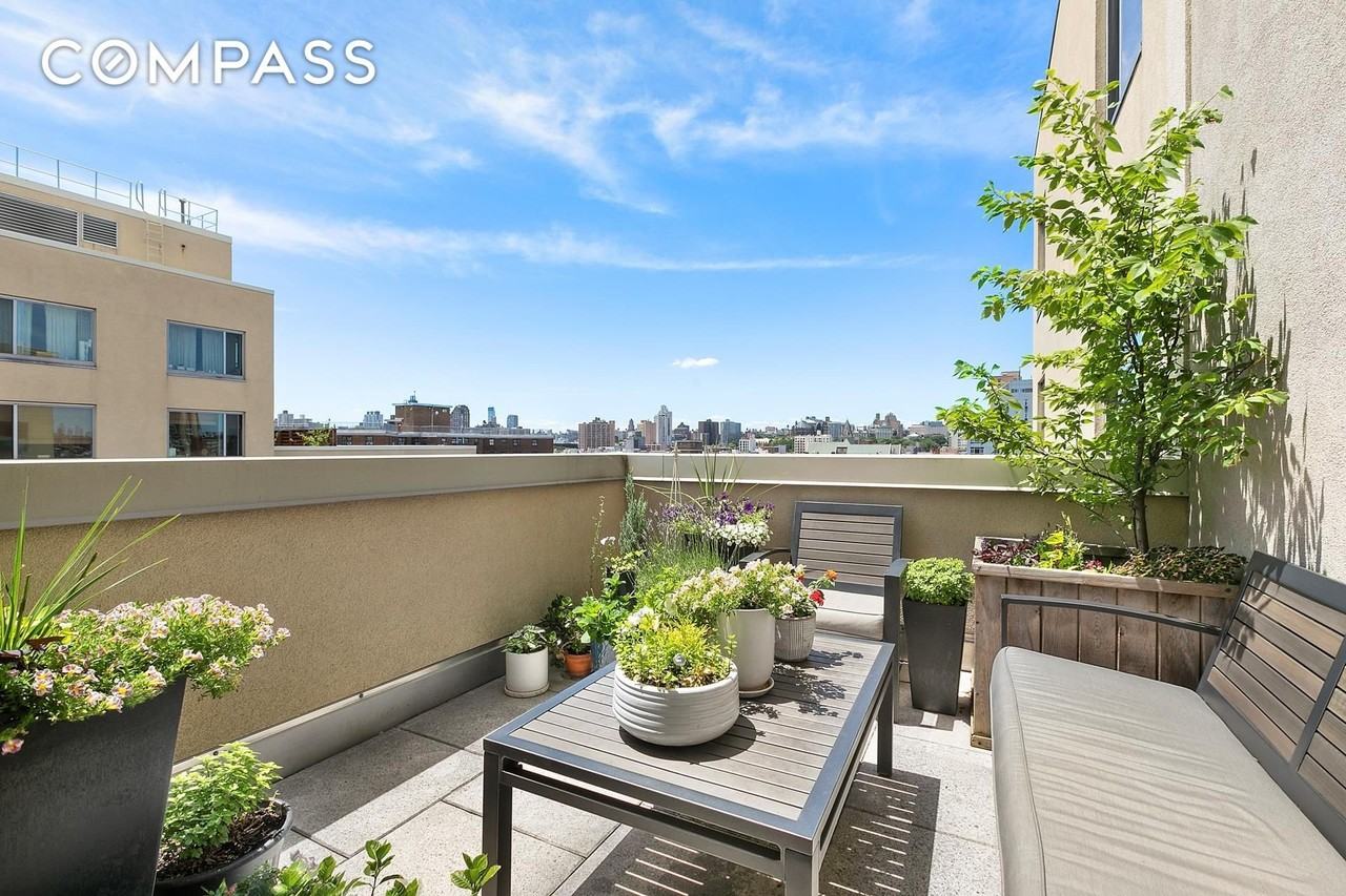 40 W 116th St - Photo 2 of 15