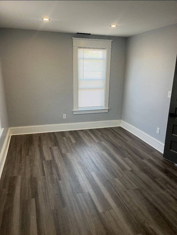 1757 State St #2F - Photo 5 of 12