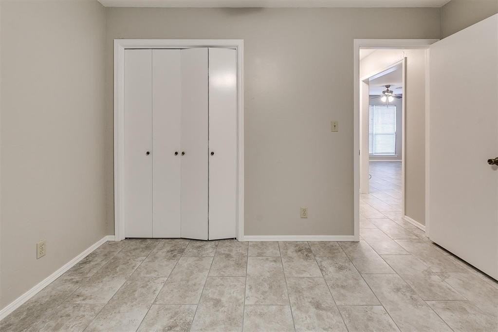 828 Russell Cir - Photo 6 of 13