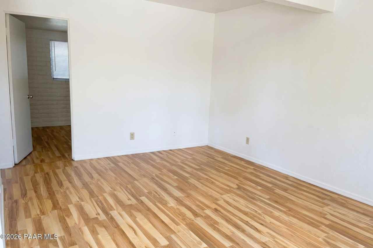 3609 E Glenn St #2 - Photo 3 of 7