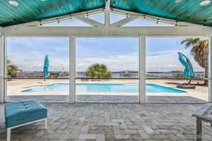 featured image of 231 Sabine Dr