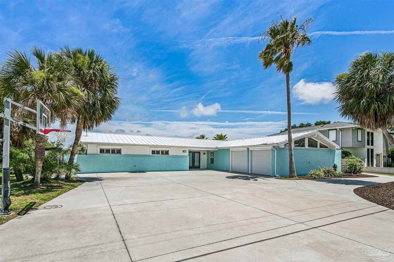 231 Sabine Dr - Photo 4 of 41