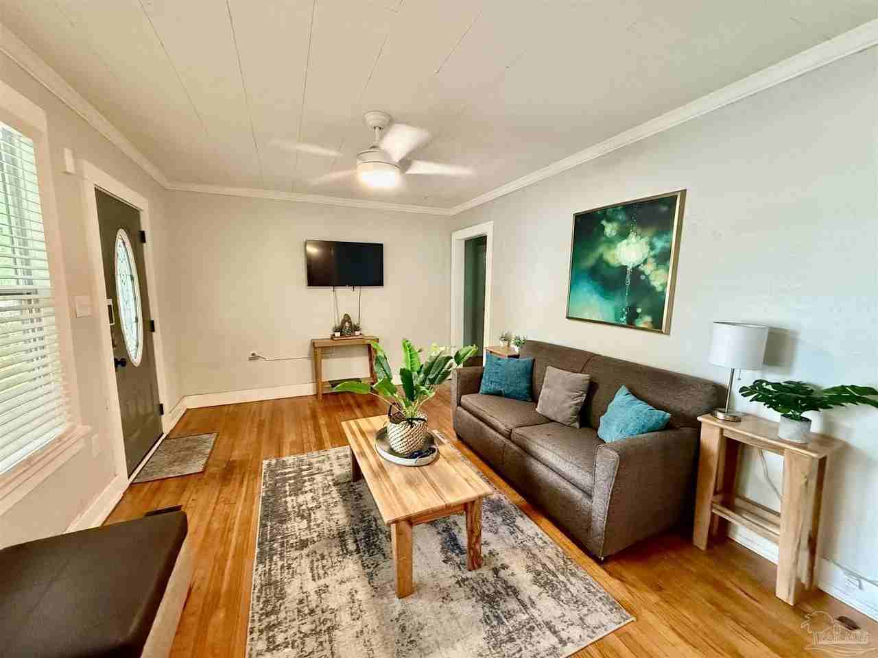 2624 W Desoto St #A - Photo 2 of 26