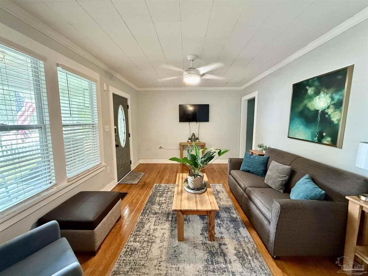 2624 W Desoto St #A - Photo 3 of 26