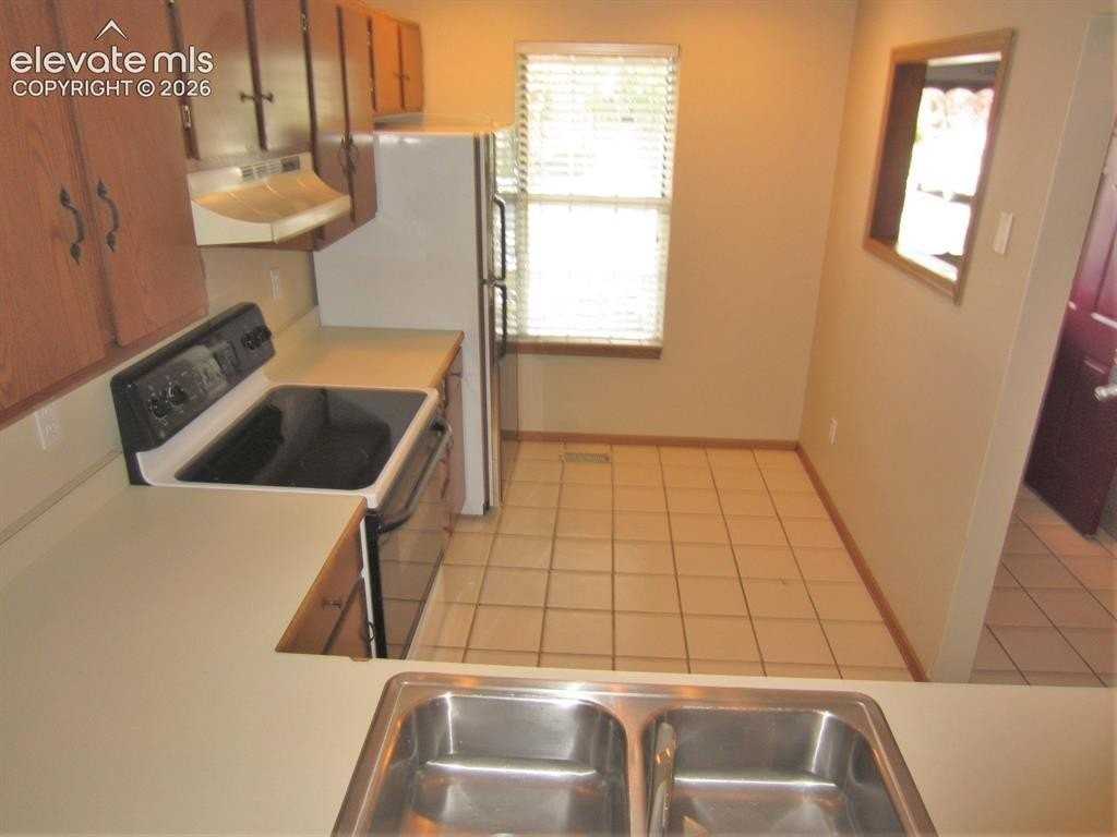 2528 Blazek Loop - Photo 4 of 10