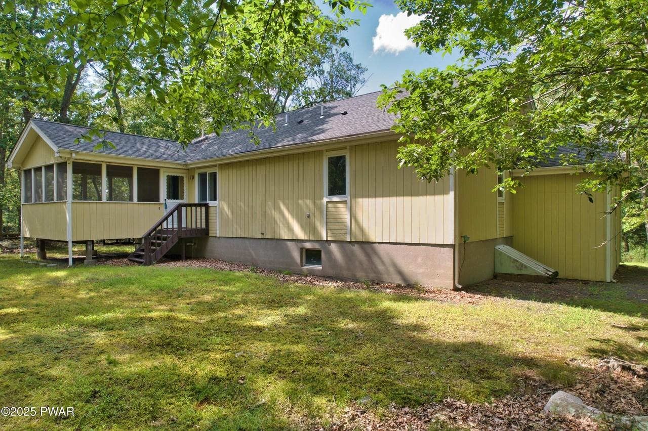 128 Shawnee Dr - Photo 4 of 29