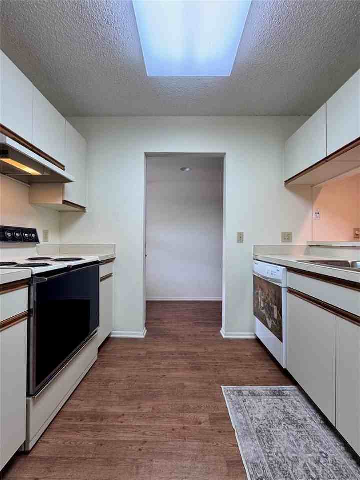 37 Plantation Dr #206 - Photo 5 of 33