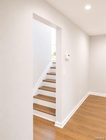 211 Hacker St - Photo 5 of 26