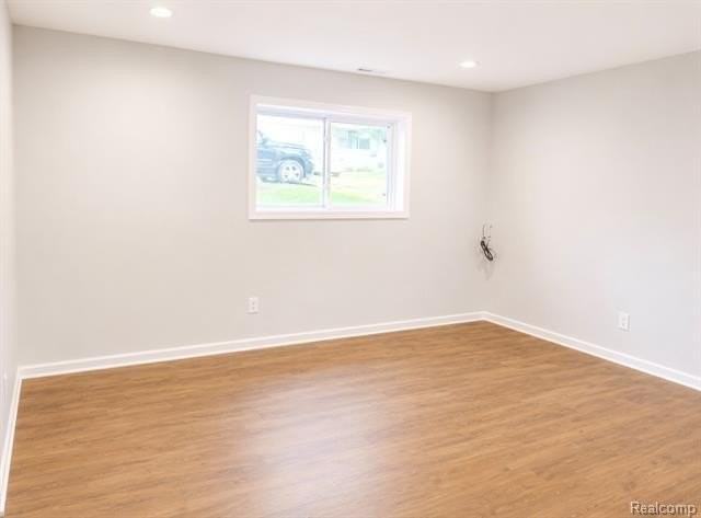 211 Hacker St - Photo 7 of 26