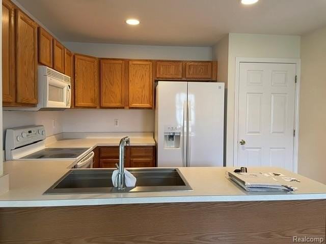 11000 Hayes St - Photo 5 of 24