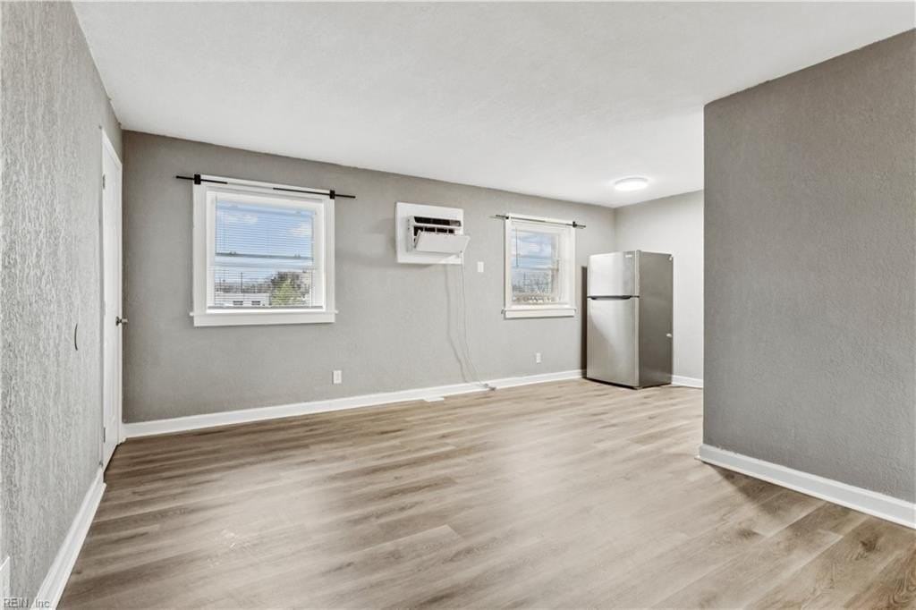 2504 Leo St #3 - Photo 5 of 16