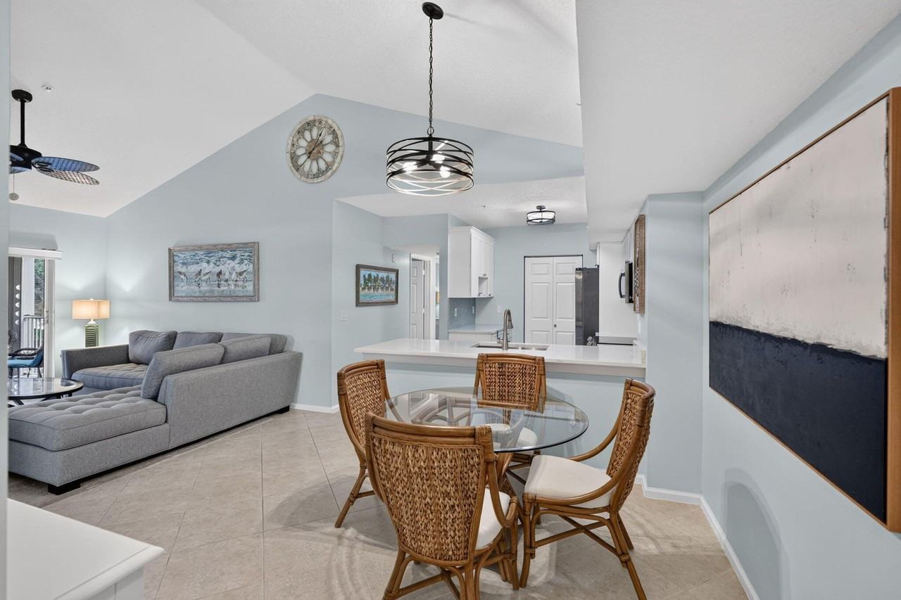 236 Village Blvd - Photo 7 of 50