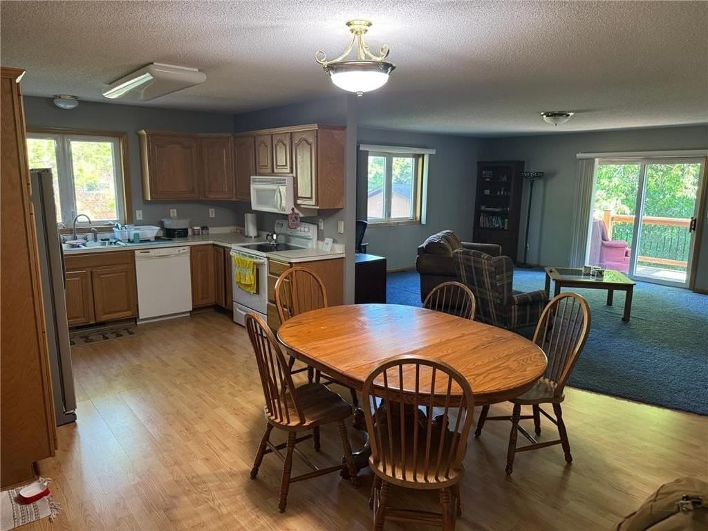 1021 Anabec St - Photo 3 of 14