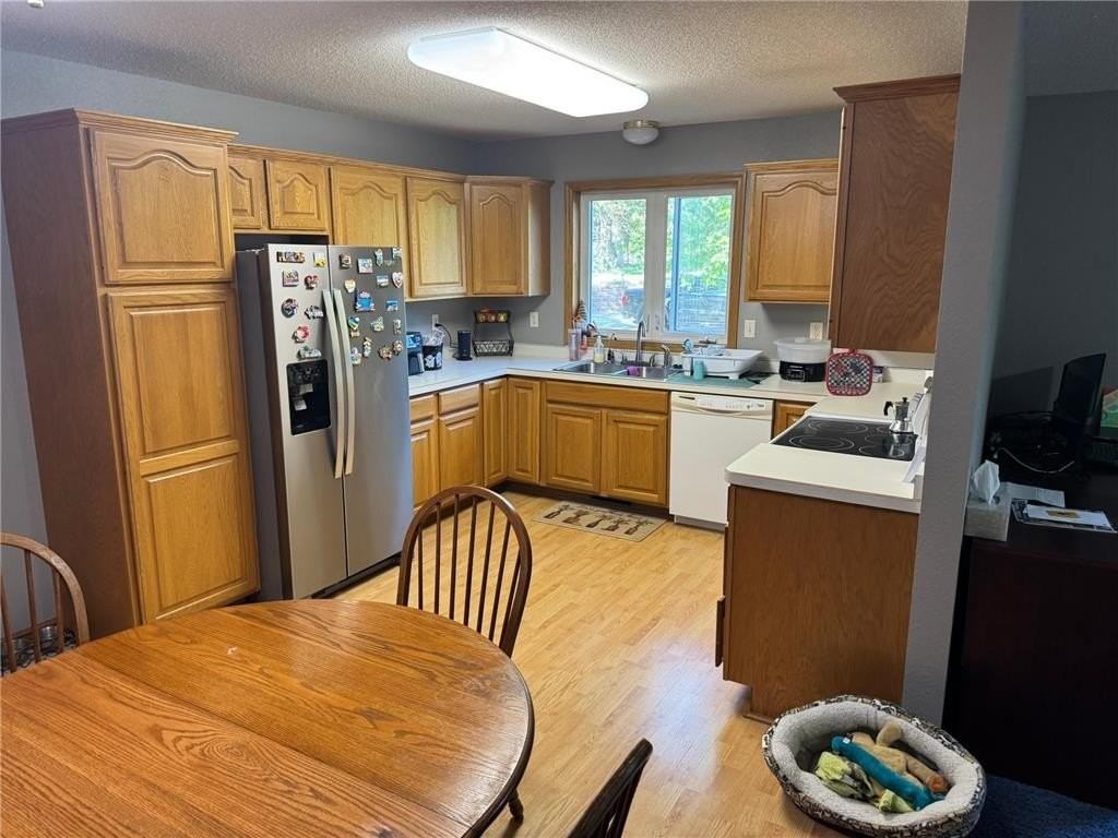 1021 Anabec St - Photo 4 of 14