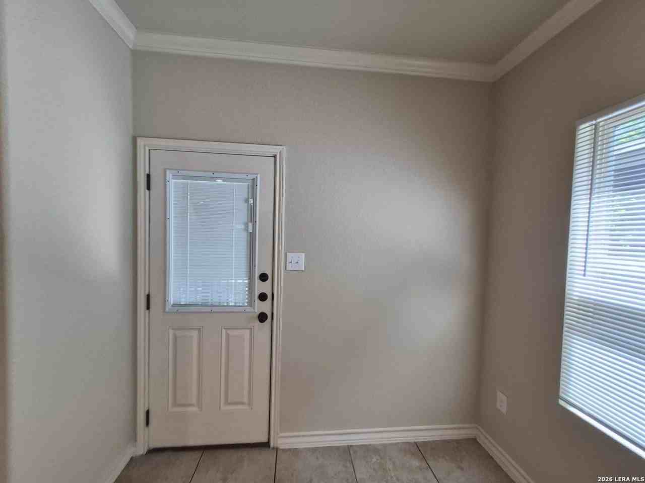 6950 Lakeview Dr #102 - Photo 6 of 28