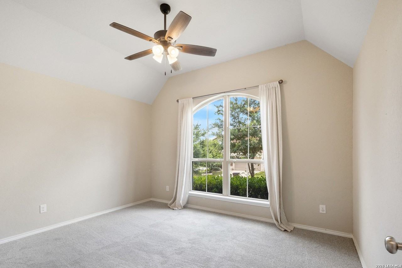 2434 Valencia Crst - Photo 3 of 20